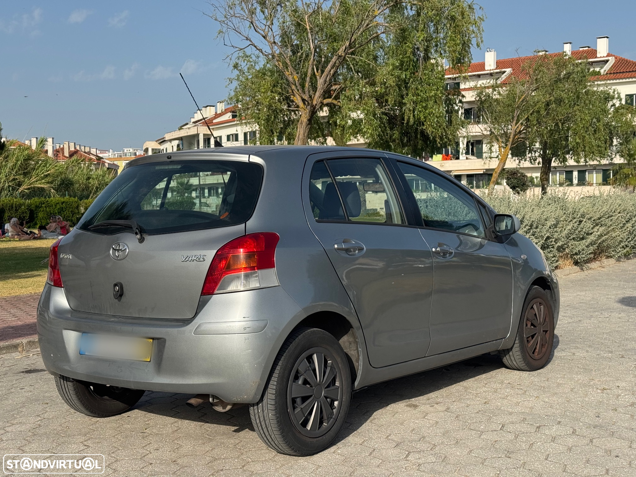 Toyota Yaris 1.4 D-4D Comfort - 4