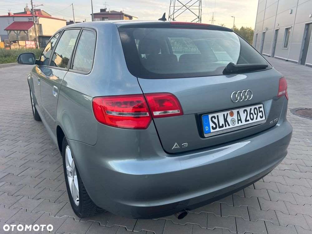 Audi A3 Sportback 1.6 TDI DPF Ambition - 13