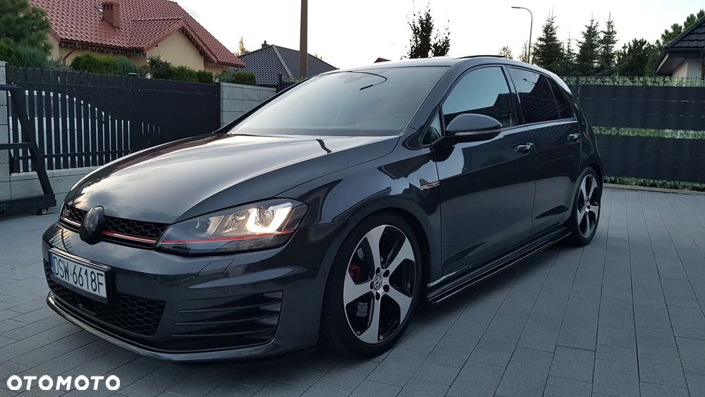 Volkswagen Golf 2.0 TSI BMT GTI Performance DSG - 3