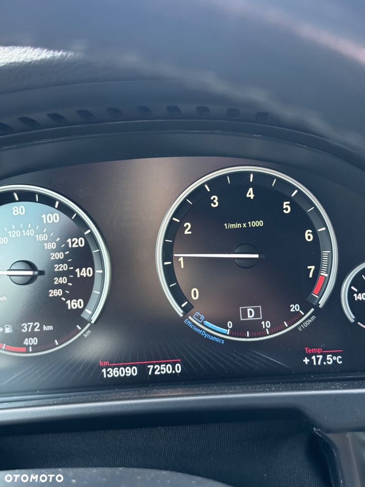 BMW X5 xDrive35i - 10