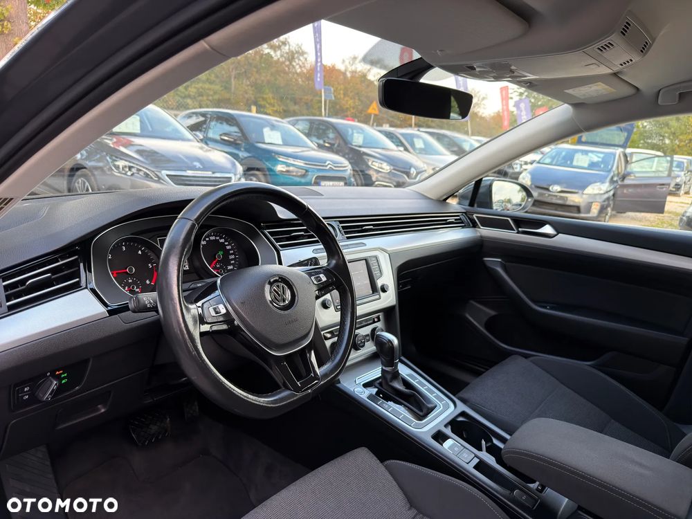 Volkswagen Passat - 7