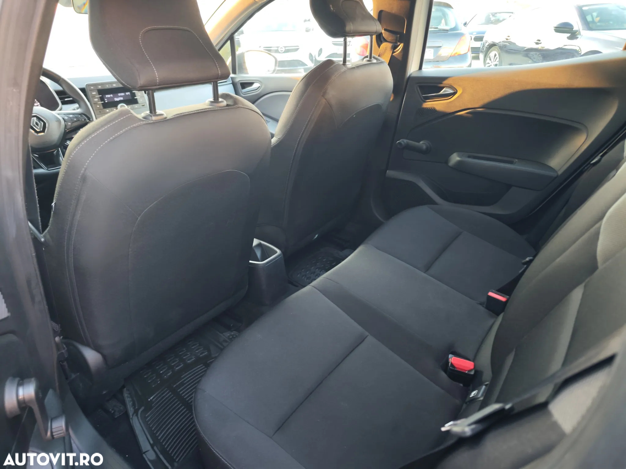 Renault Clio - 15
