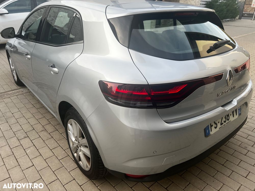 Renault Megane BLUE dCi 115 EDC EQUILIBRE - 9