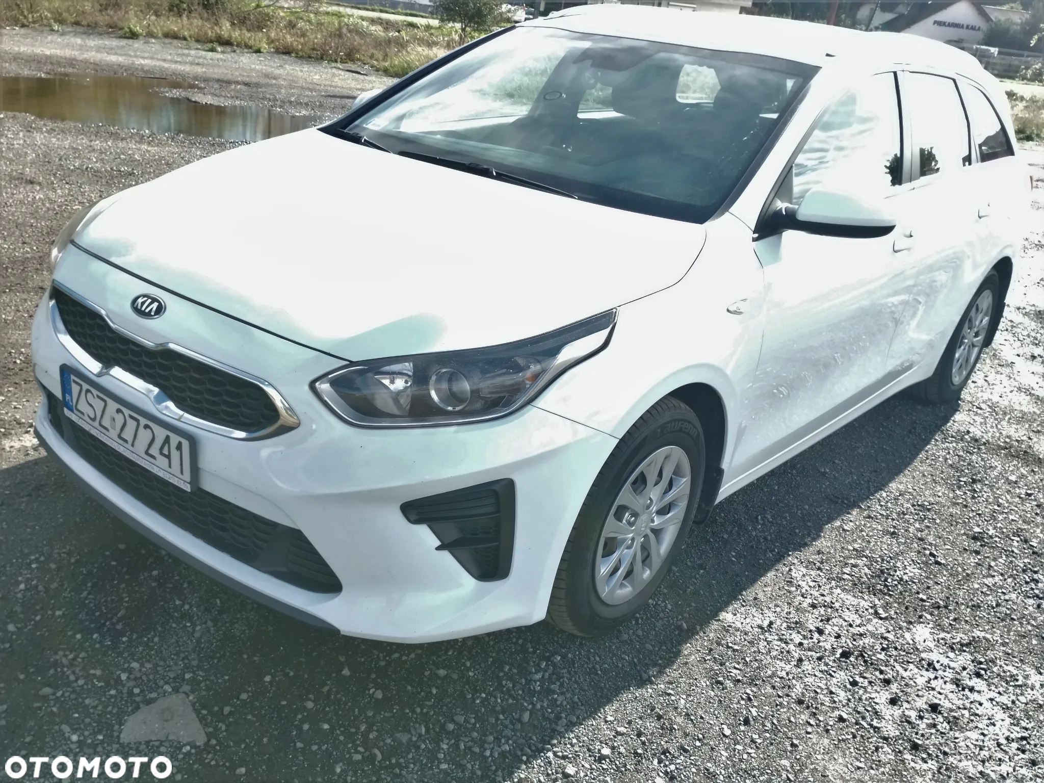 Kia Ceed - 8