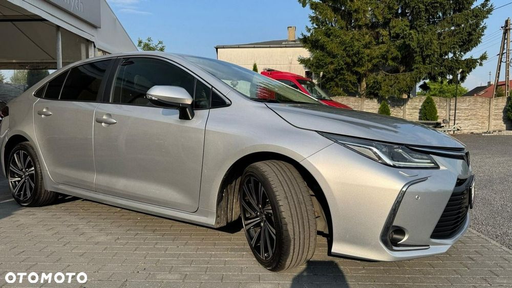Toyota Corolla - 2