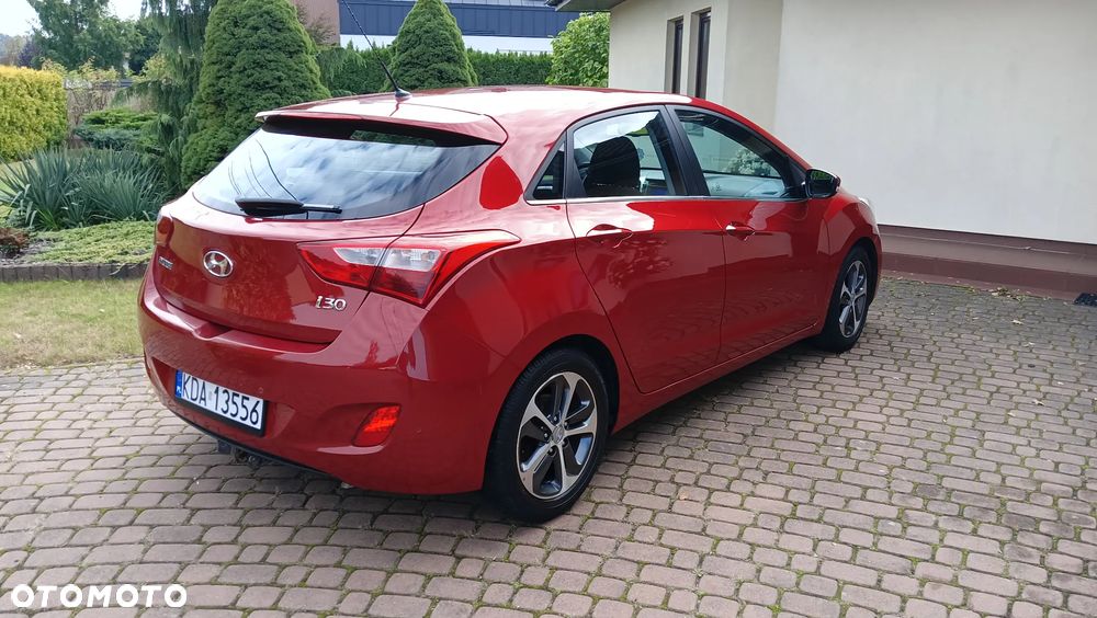 Hyundai i30 blue 1.6 GDI Trend - 8