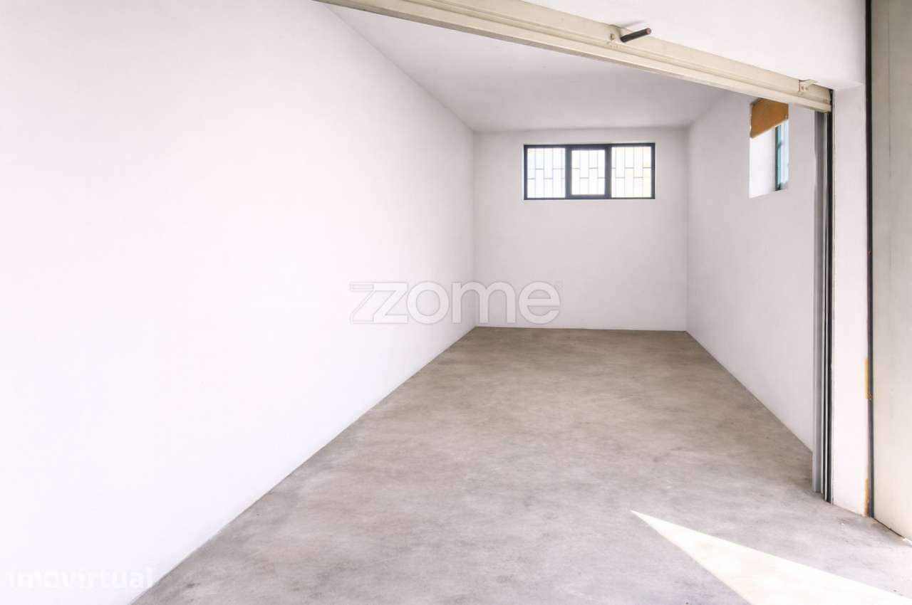 Garagem no centro da cidade - Grande imagem: 2/4