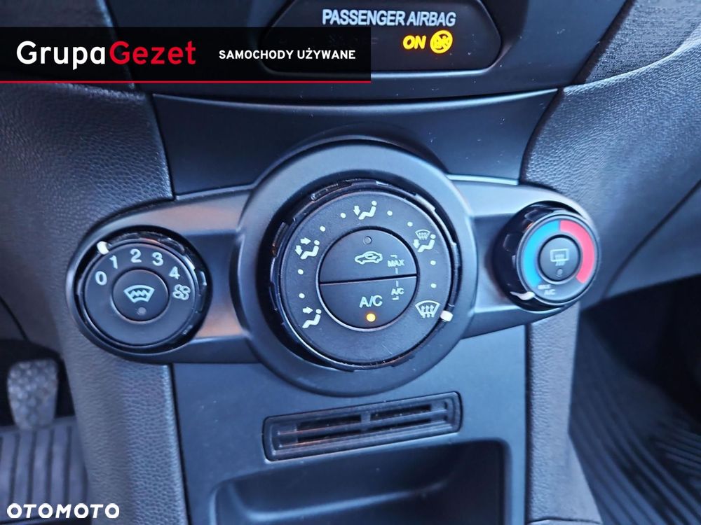 Ford Fiesta - 21