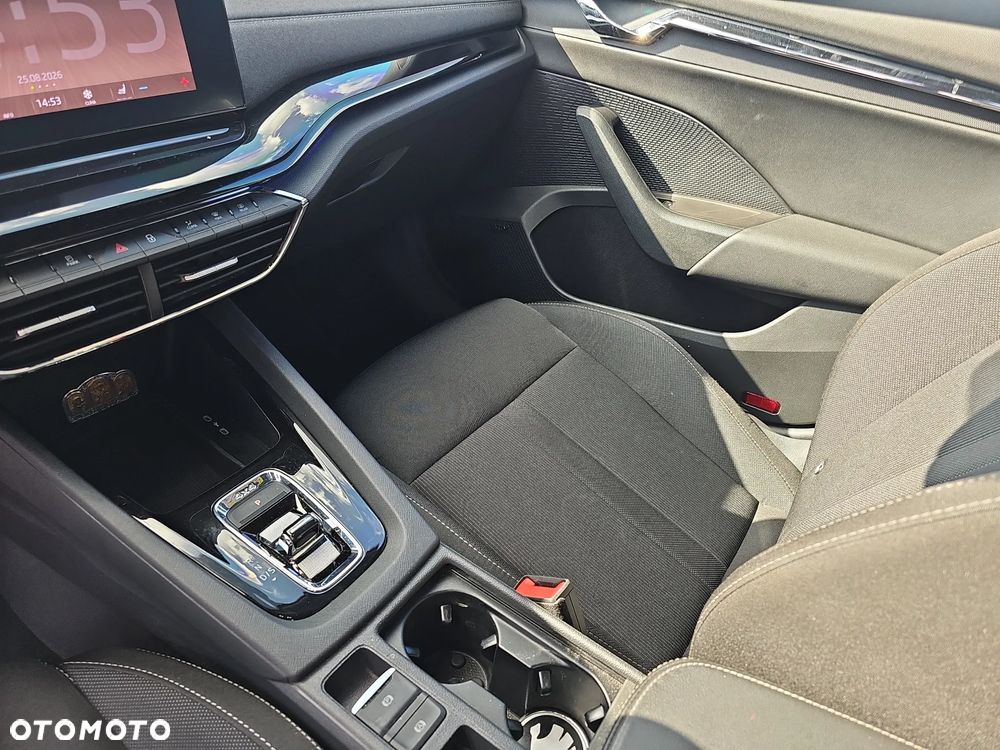 Skoda Octavia 2.0 TSI 4x4 Style DSG - 17