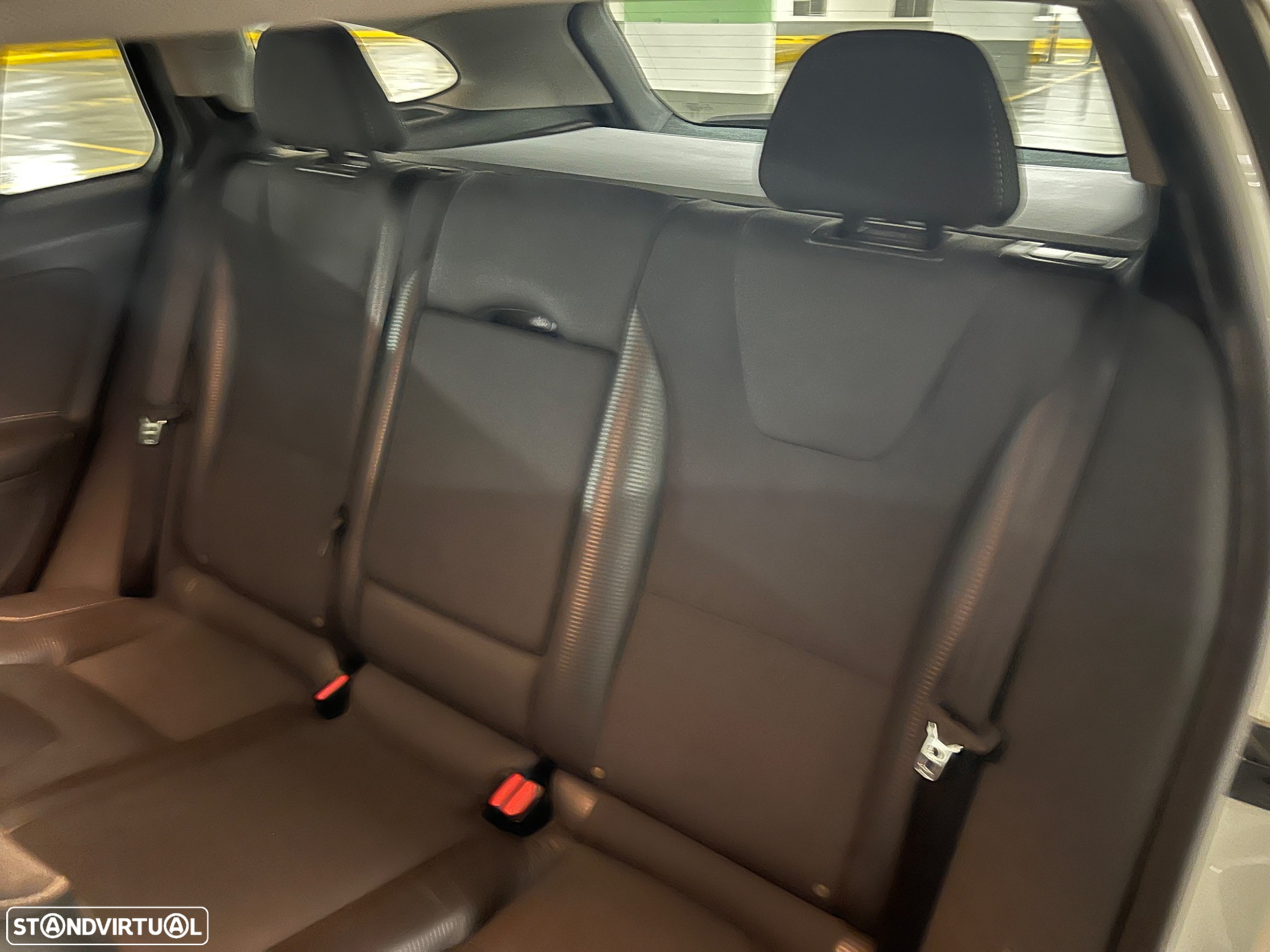 Volvo V60 1.6 D2 Drive R-Design Powershift Start/Stop - 12
