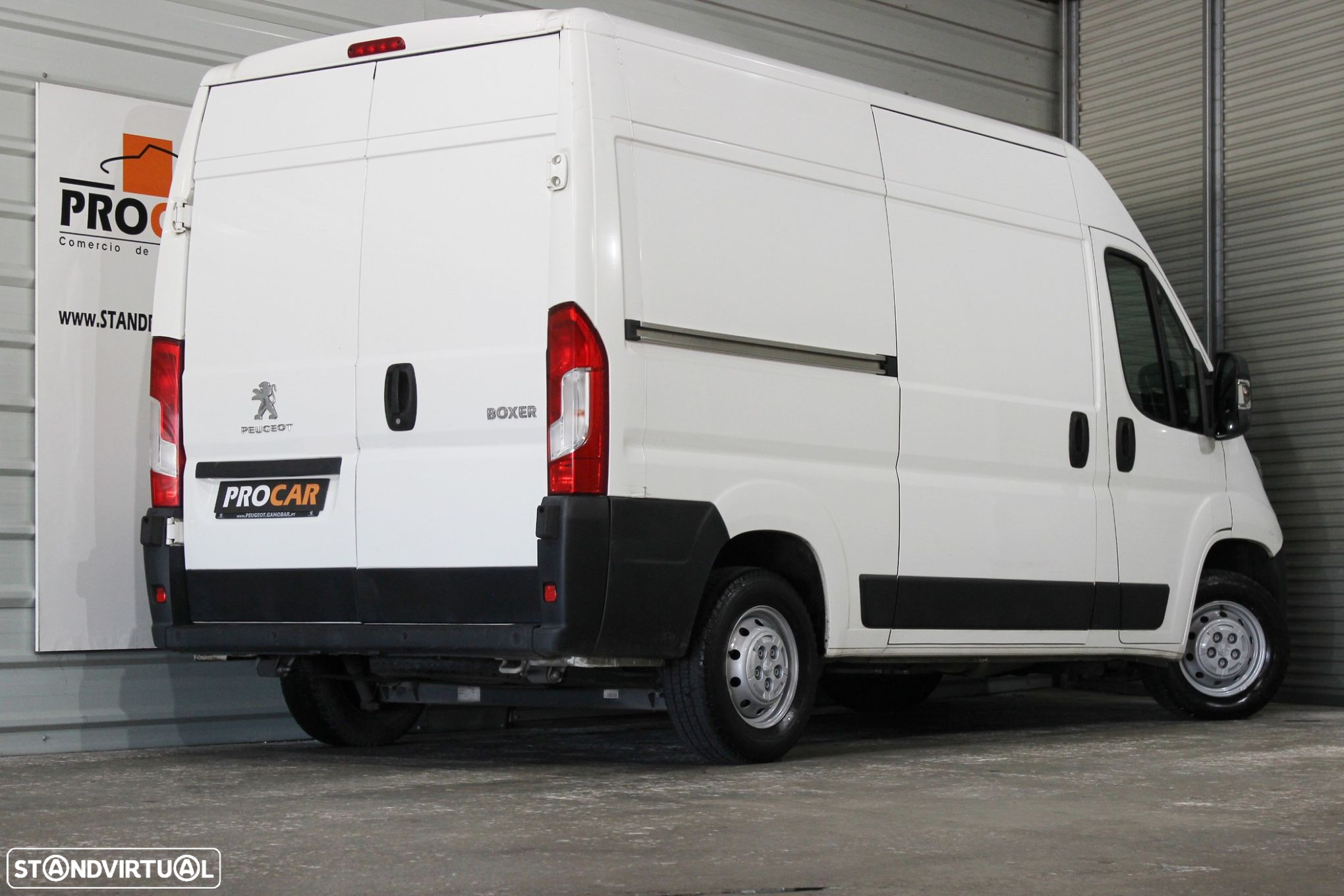 Peugeot Boxer 2.0 BlueHDi 333 L2H2 Premium - 2