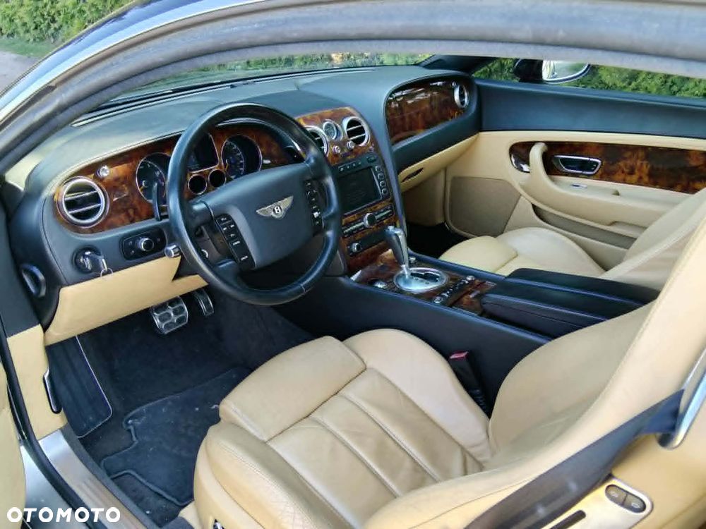 Bentley Continental GT - 14