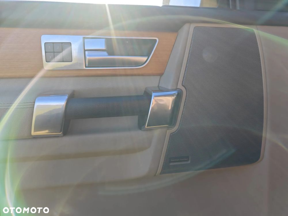 Land Rover Discovery IV 3.0SD V6 HSE - 16