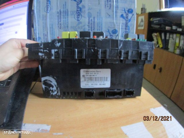 Caixa Fusiveis 2095450601 MERCEDES W209 CLK 2003 270 CDI ORIGINAL - 2