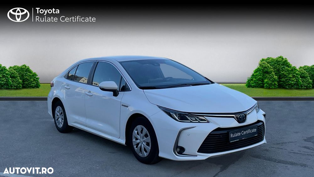 Toyota Corolla Sedan 1.8 HSD Business - 10