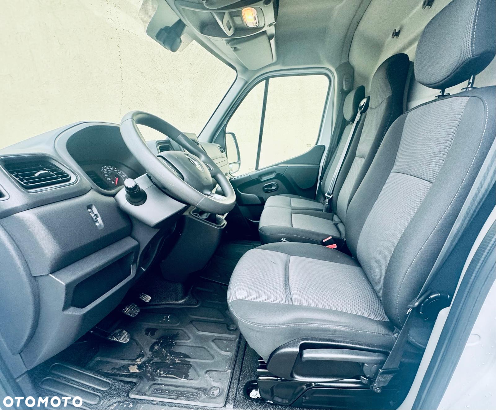 Renault Master - 17