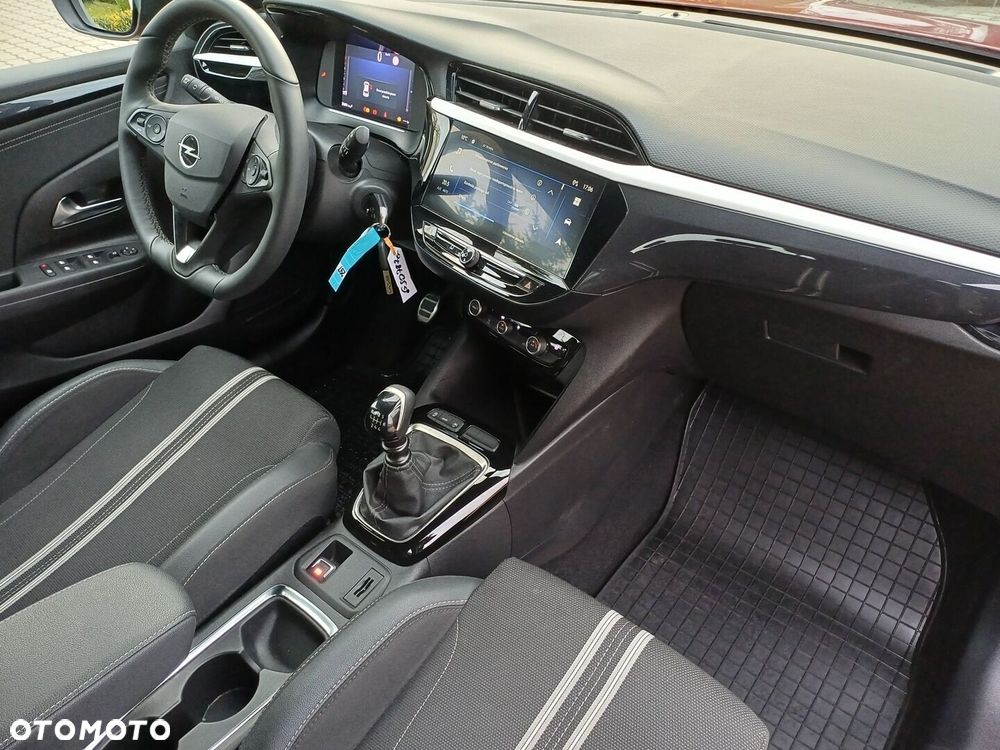 Opel Corsa 1.2 GS S&S - 12