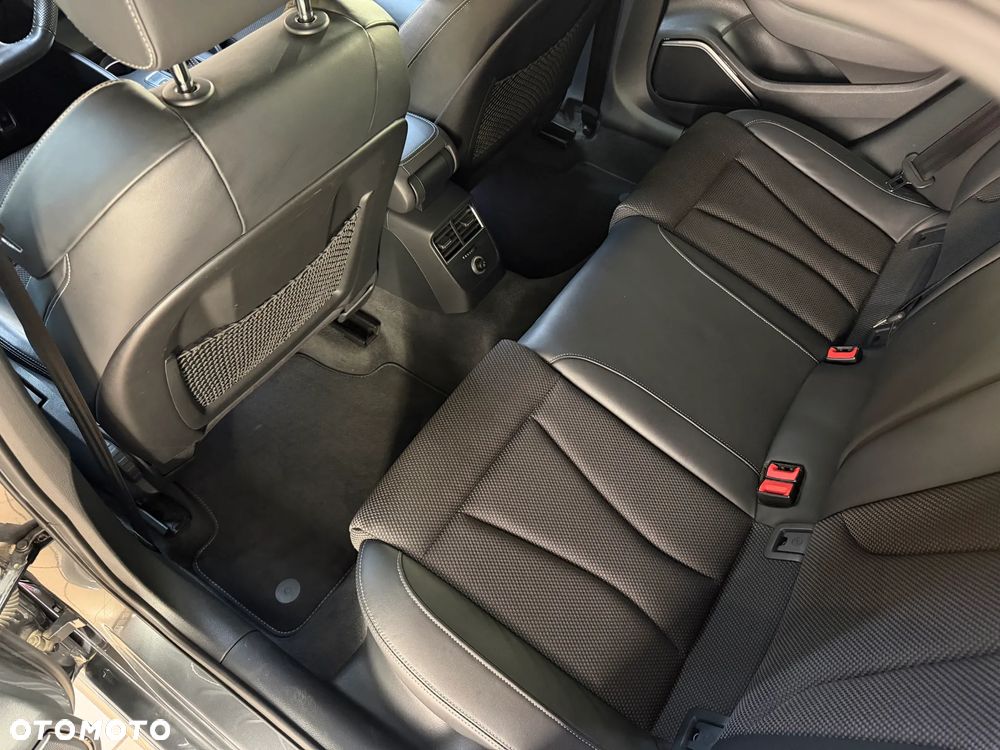 Audi A3 Sportback 1.5 TFSI Sport S tronic - 4