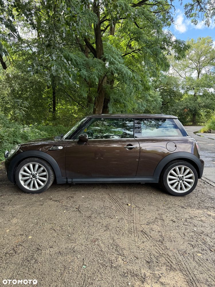 MINI Cooper 50 Mayfair - 2
