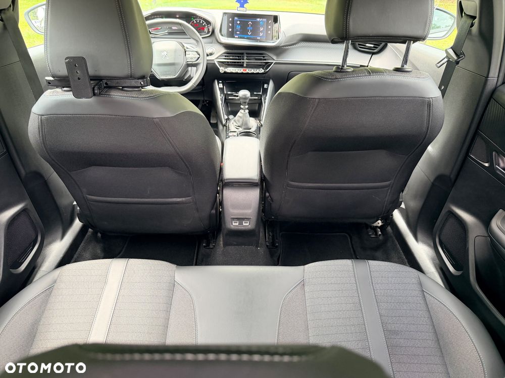 Peugeot 2008 PureTech 130 Allure - 15