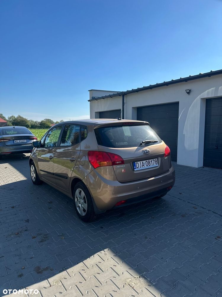 Kia Venga 1.6 CRDi M - 5