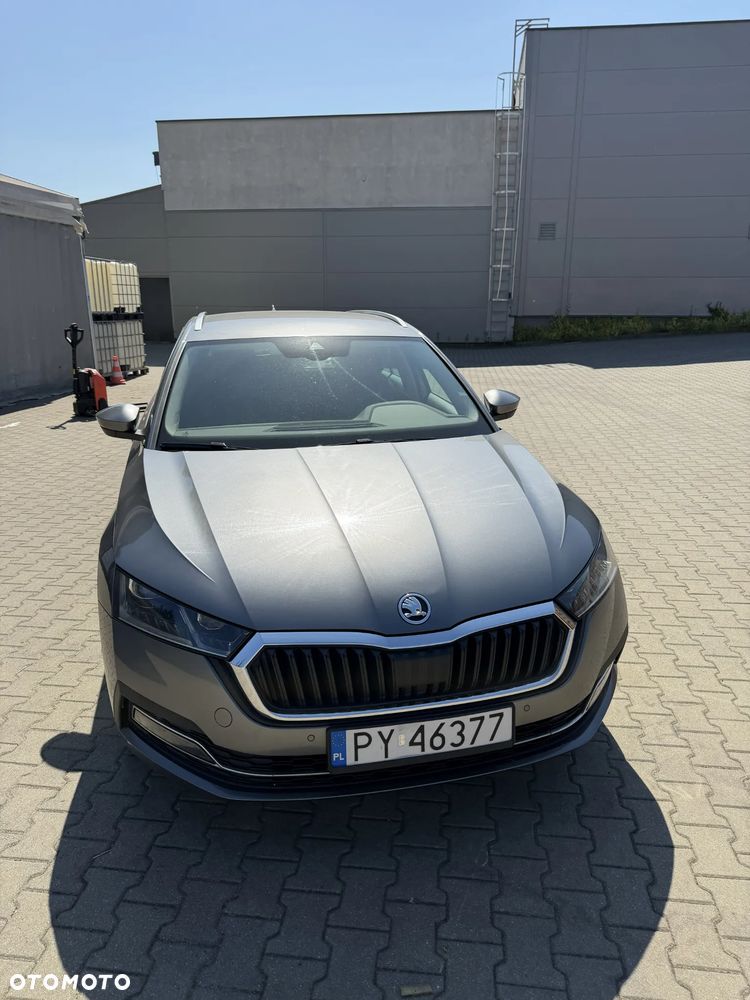 Skoda Octavia 2.0 TDI Style DSG - 5