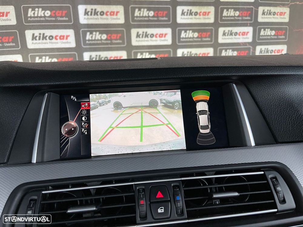 BMW M550d xDrive Auto - 30