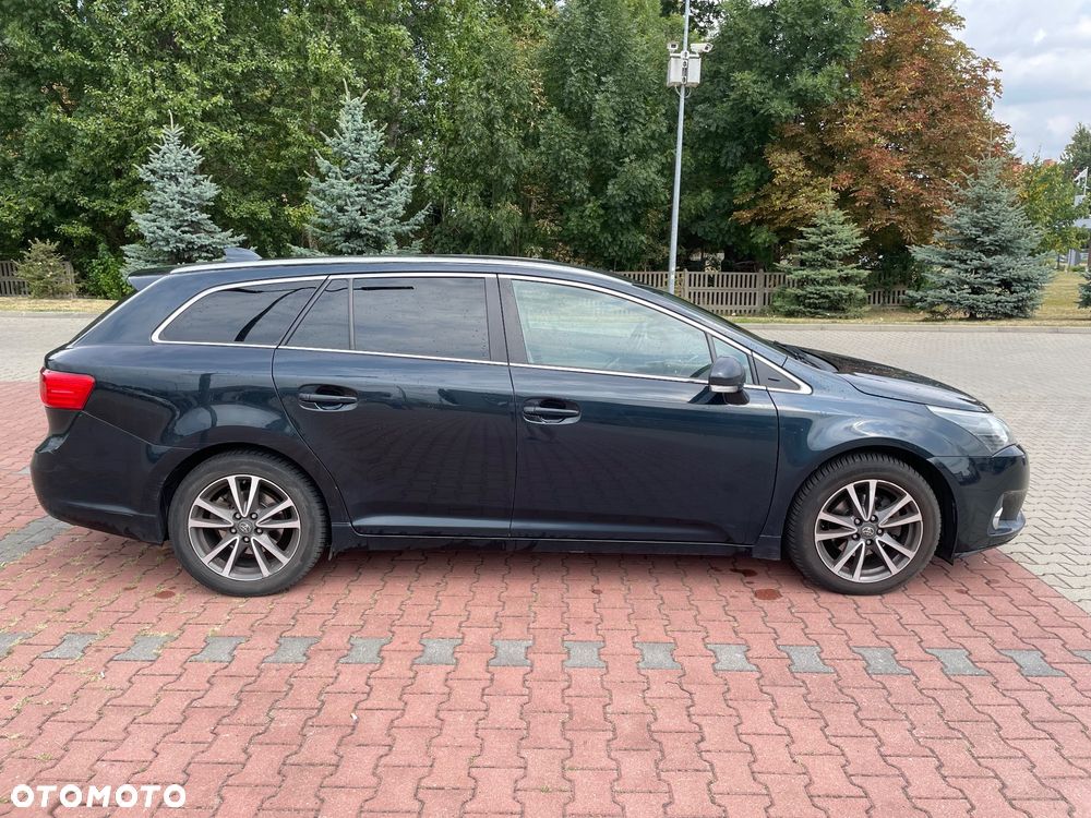 Toyota Avensis 2.0 D-4D Platinium - 2