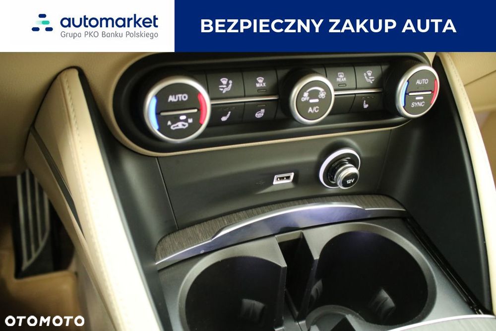 Alfa Romeo Stelvio 2.0 Turbo 6C Villa D'este Q4 - 19