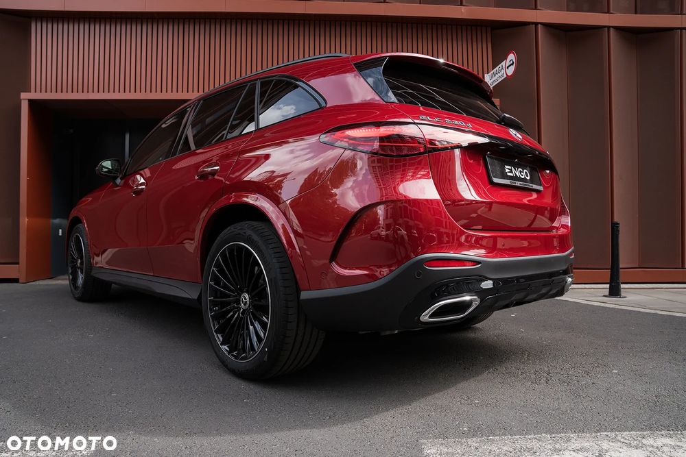 Mercedes-Benz GLC 220 d mHEV 4-Matic AMG Line - 36