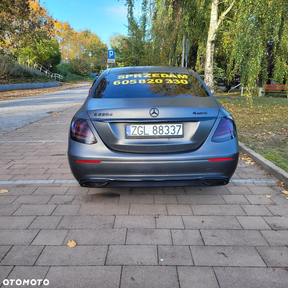Mercedes-Benz E-Class 2018 photo 4