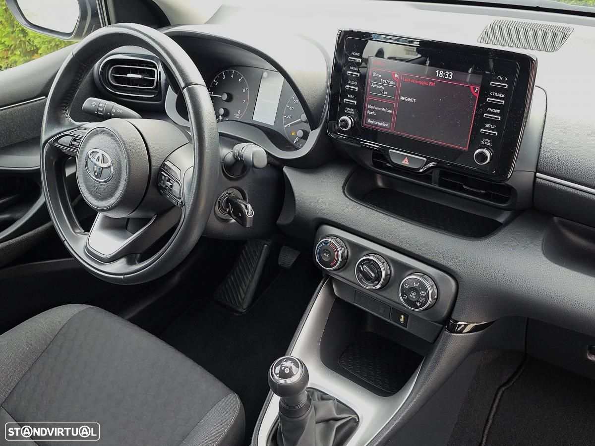 Toyota Yaris 1.0 VVT-i Comfort Plus - 24