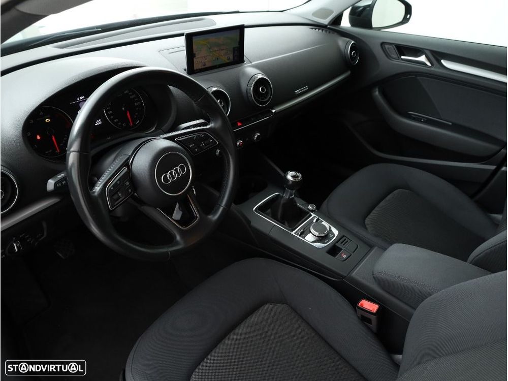 Audi A3 Sportback 30 TDI - 14