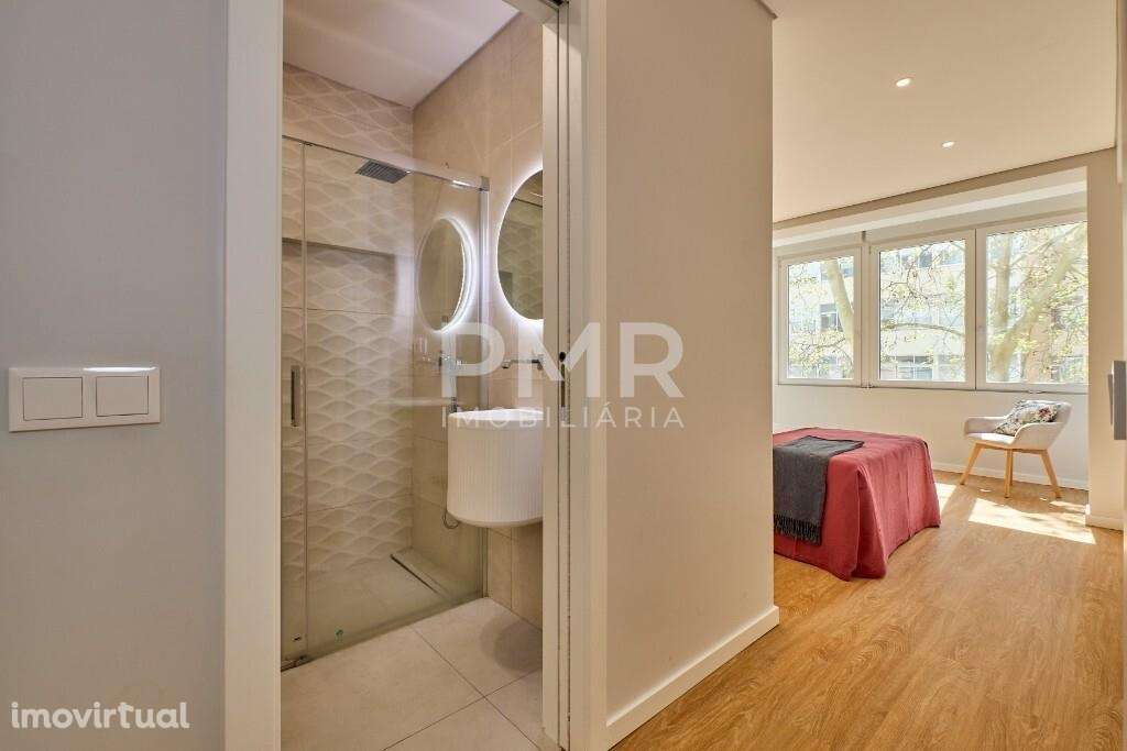 Apartamento T3 totalmente remodelado, para venda no Lumiar. - Grande imagem: 4/21