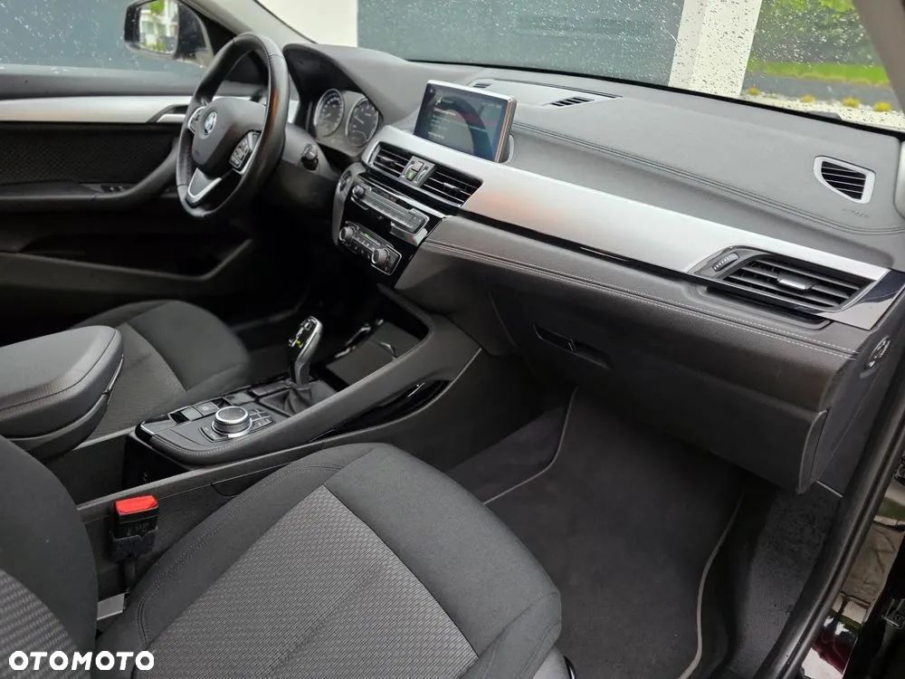 BMW X2 sDrive18d Business Edition sport - 19