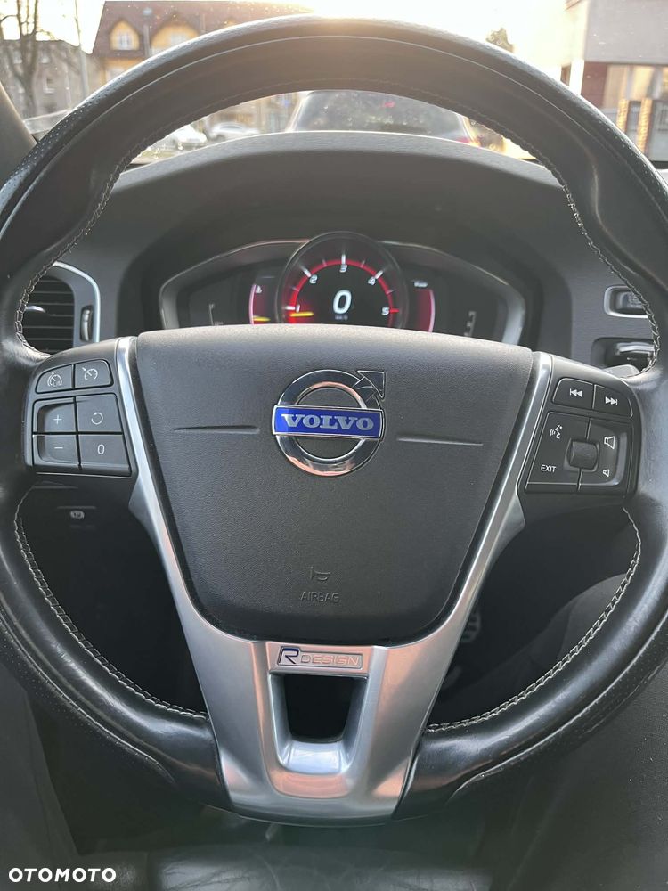 Volvo S60 D4 Geartronic - 9