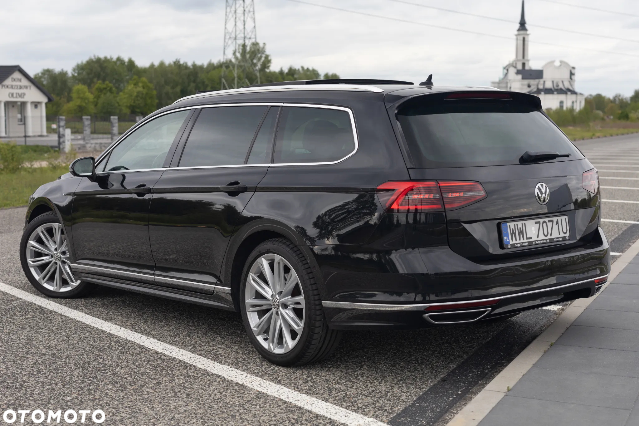 Volkswagen Passat - 2