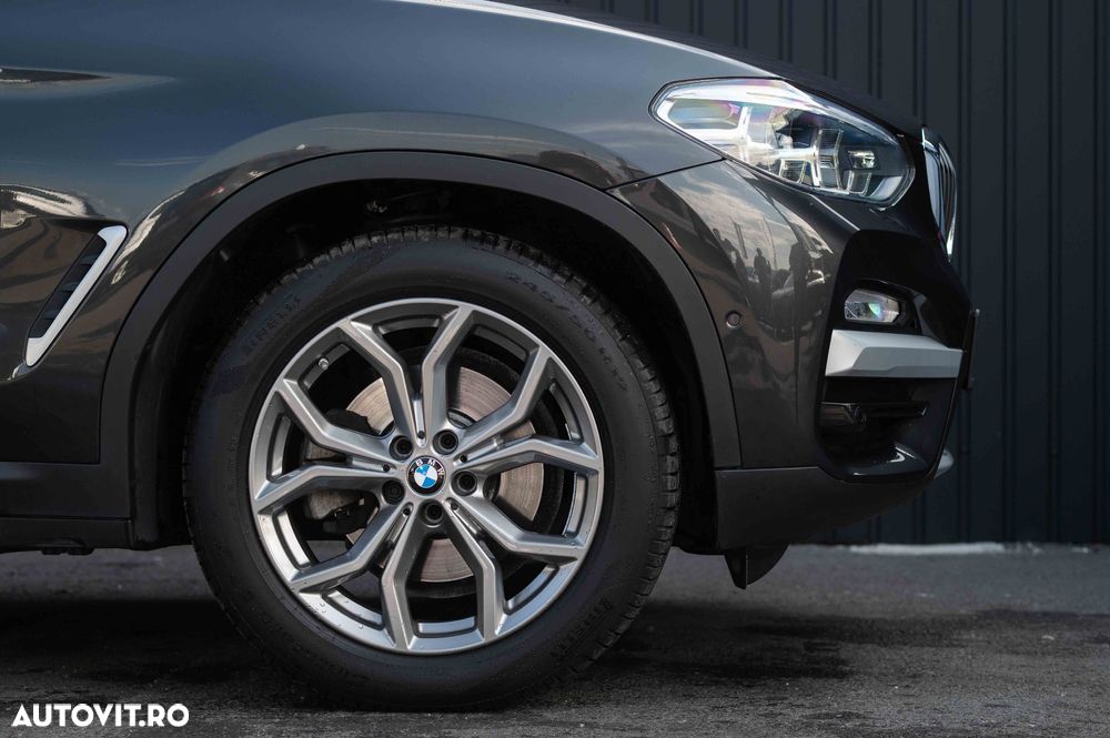 BMW X3 xDrive20i AT xLine - 13