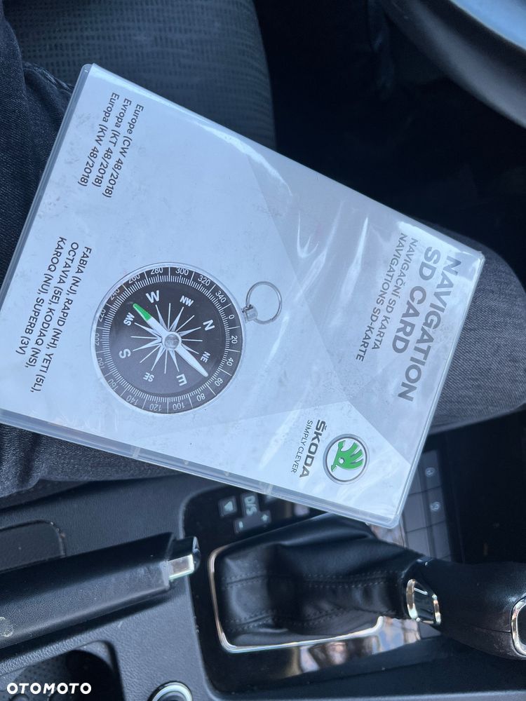 Skoda Octavia 2.0 TDI SCR Style DSG - 22