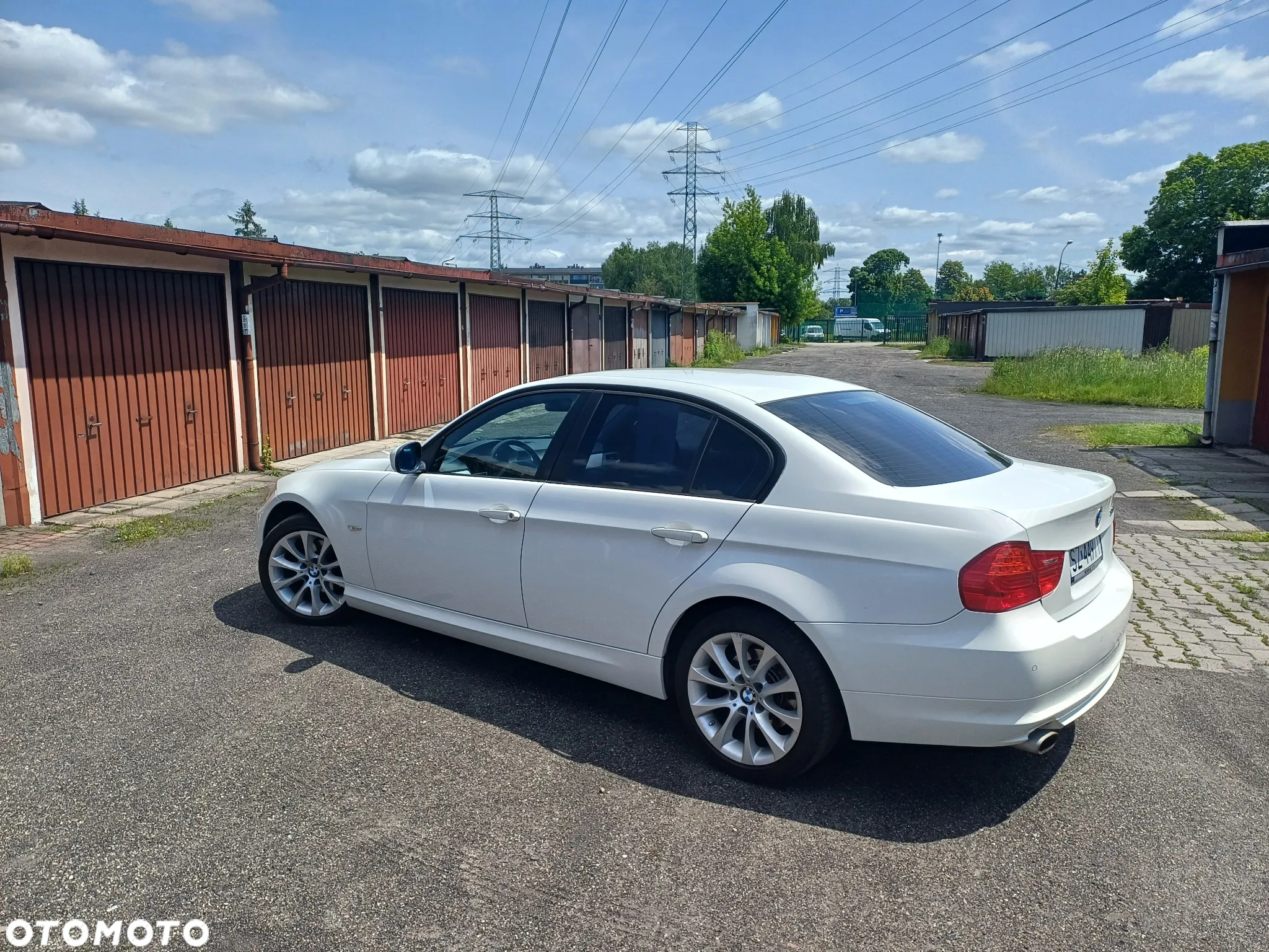BMW Seria 3 318i - 5