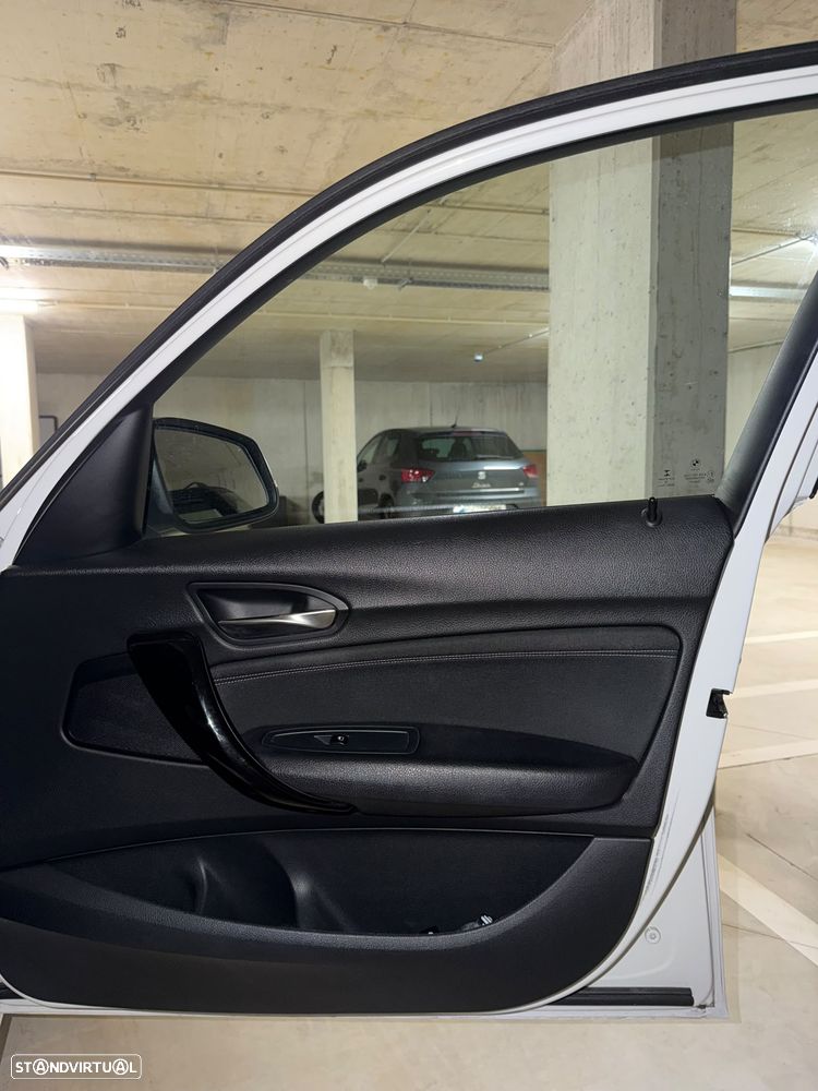 BMW 116 d EDynamics Line Sport - 9