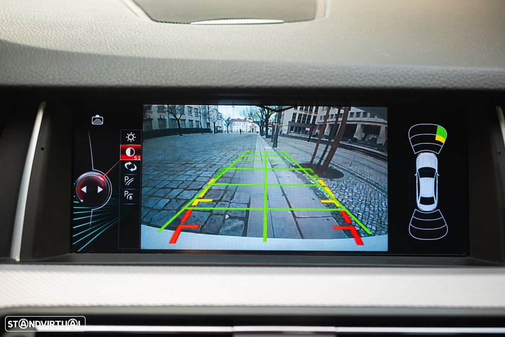 BMW 520 d Pack M Auto - 23