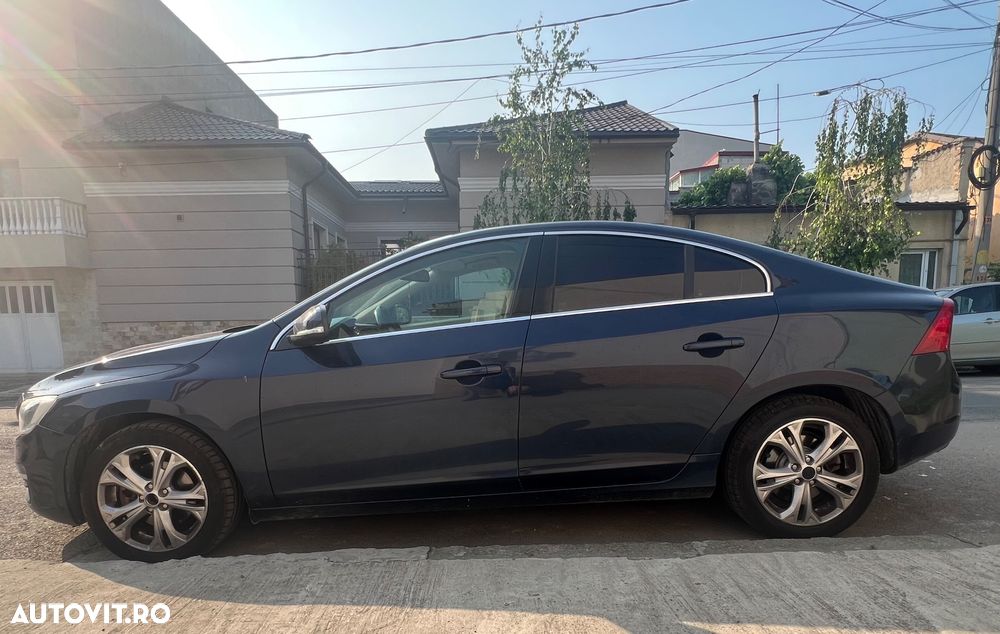 Volvo S60 - 4