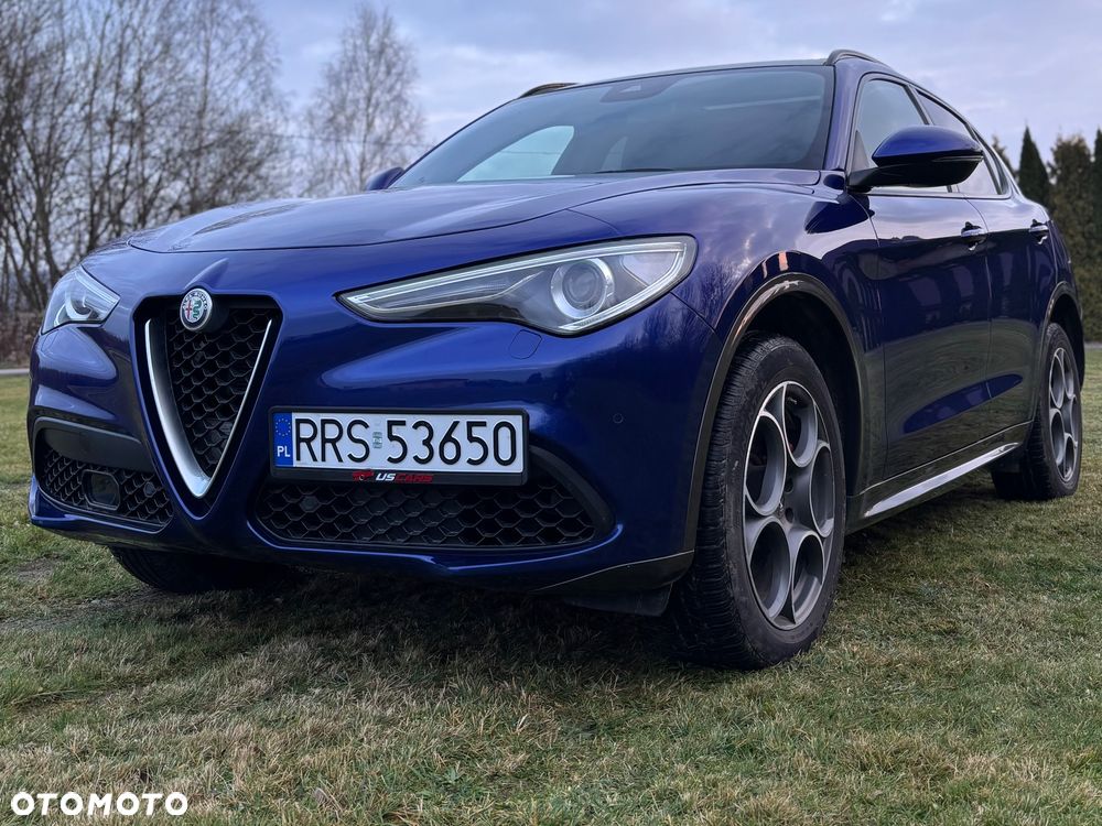 Alfa Romeo Stelvio 2.0 Turbo 16V AT8-Q4 Veloce - 17
