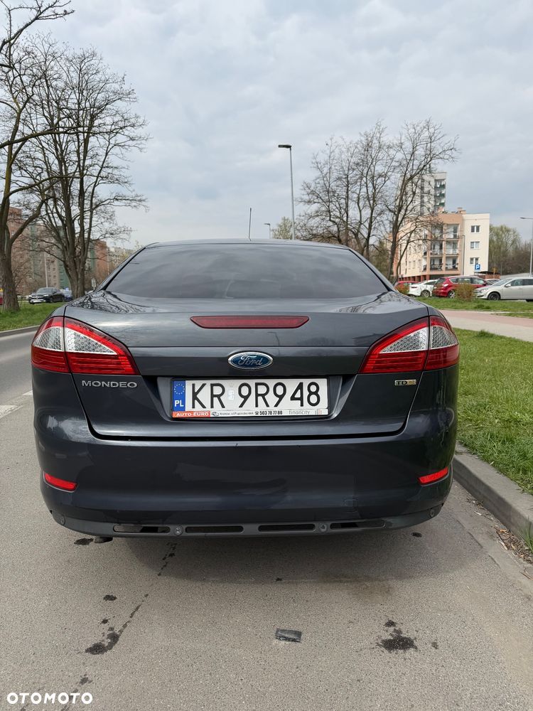 Ford Mondeo 1.8 TDCi Ghia - 3