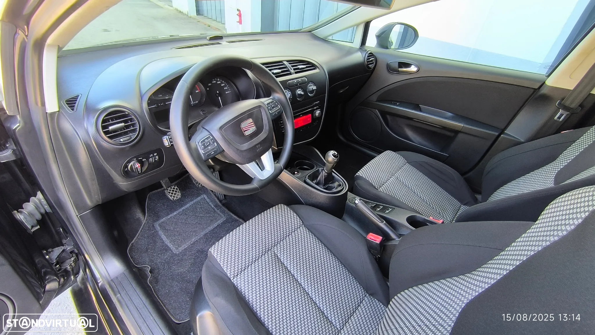SEAT Leon 1.6 TDI Good Stuff - 34