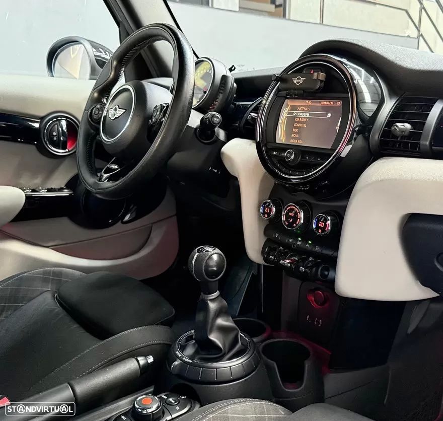 MINI 5 Portas Cooper D - 6