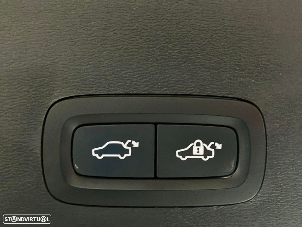 Volvo XC 40 1.5 T5 PHEV Inscription Expression - 19