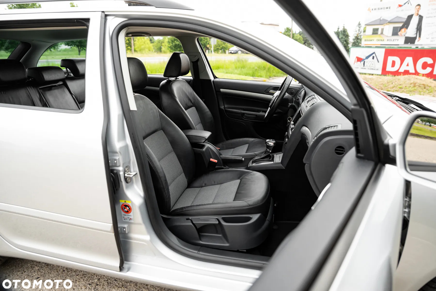 Skoda Octavia 1.8 TSI DSG Elegance - 27