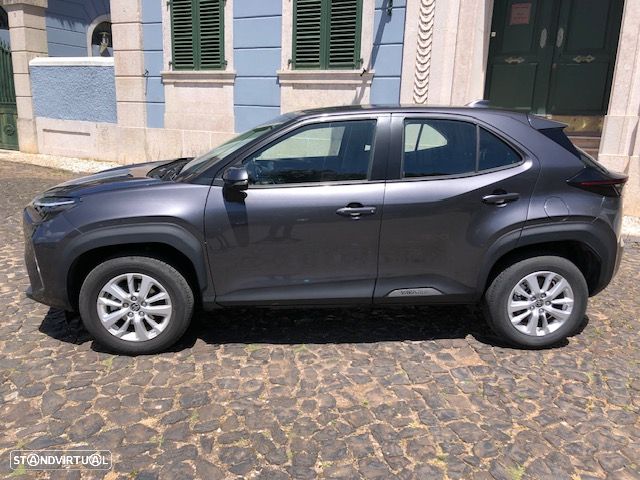 Toyota Yaris Cross 1.5 HDF Comfort Plus - 17